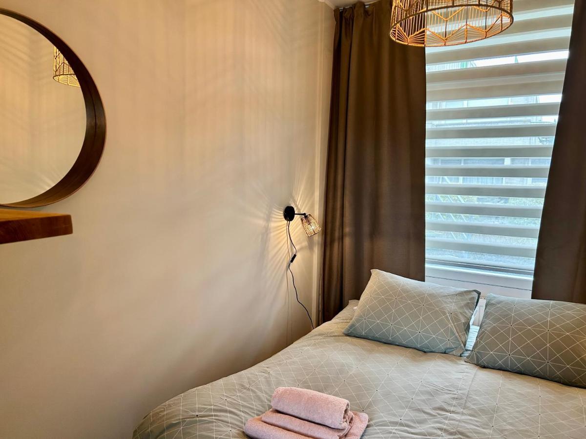 Amsterdam Beach Apartment 33, Private Garden Зандфорт Экстерьер фото